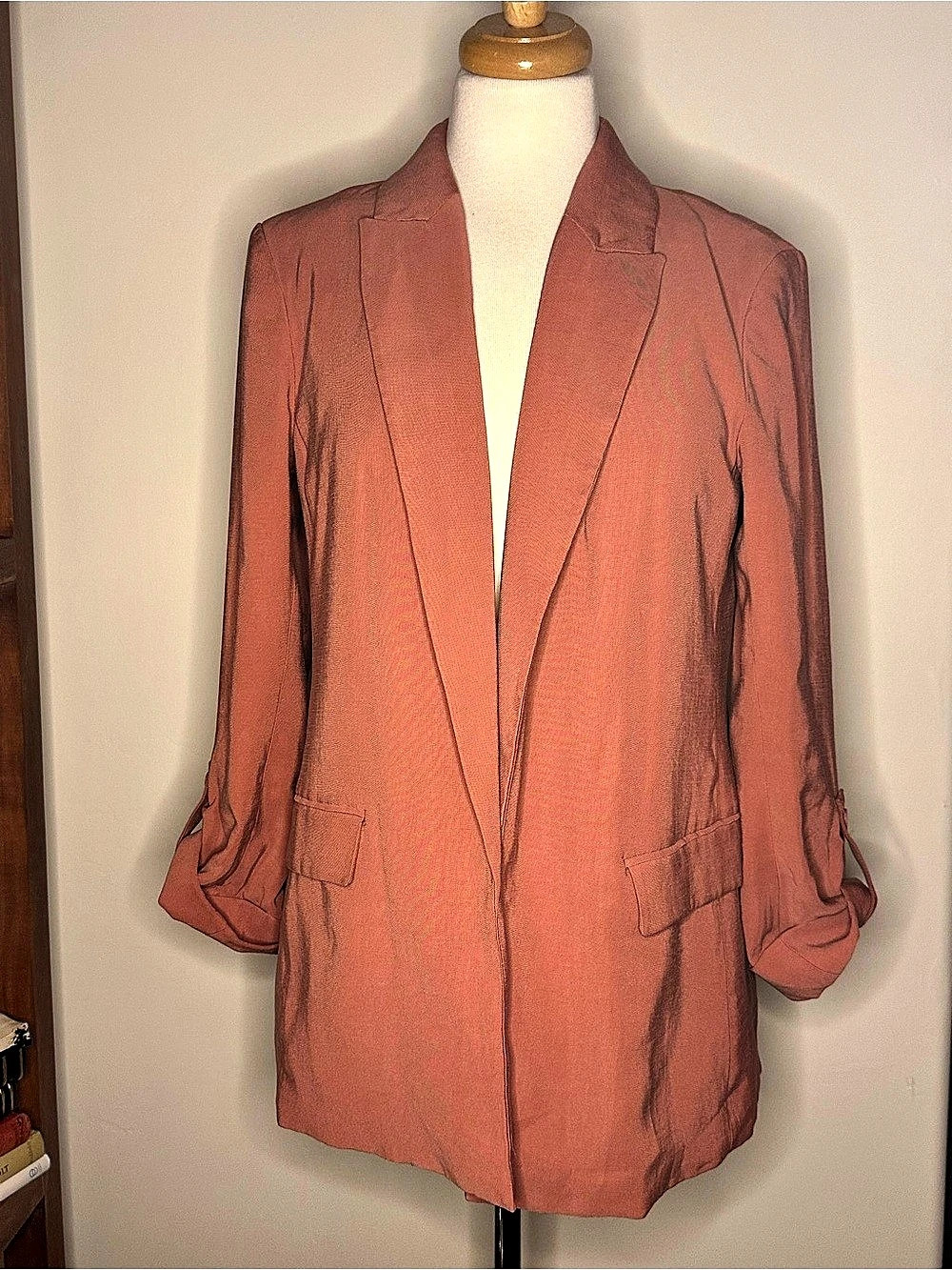 Simply Vera Wang Women's Blazer in Orange Size Medium Like New